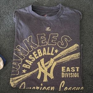 Gray Yankees Baseball T-Shirt